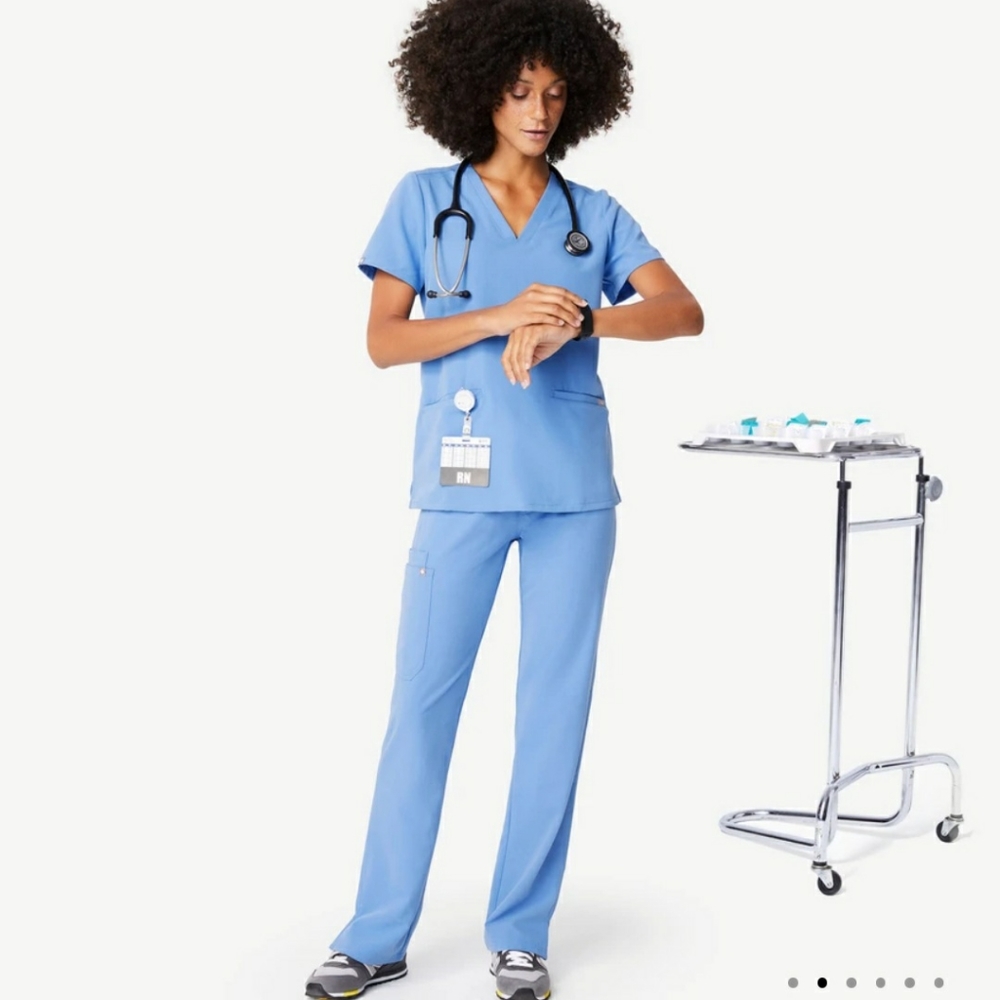 FIGS Casma Three-Pocket Scrub